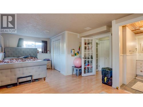 1707 45 Street, Vernon, BC - Indoor Photo Showing Bedroom