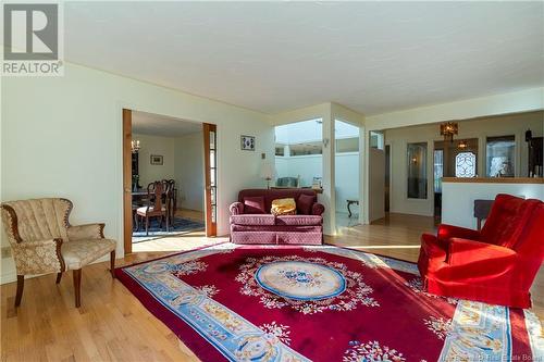 72 Park Drive, Rothesay, NB - Indoor Photo Showing Living Room