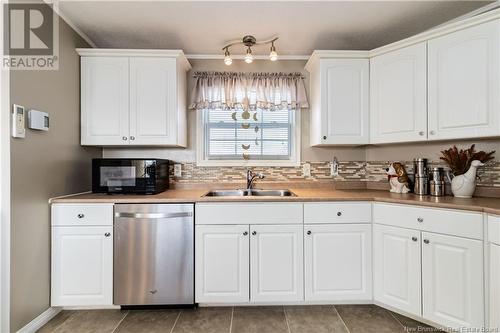 18 Aspenwood Street, Moncton, NB - Indoor Photo Showing Kitchen With Double Sink