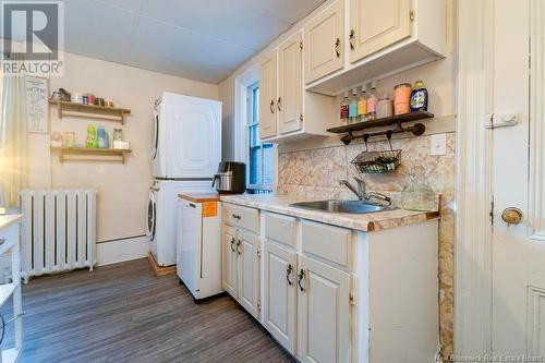 9-11 Orange Street, Saint John, NB - Indoor Photo Showing Kitchen