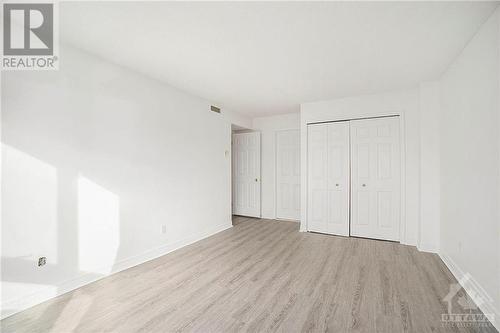 949 North River Road Unit#Ph4, Ottawa, ON - Indoor Photo Showing Other Room