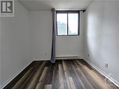 154 Nelson Street Unit#401, Ottawa, ON - Indoor Photo Showing Other Room