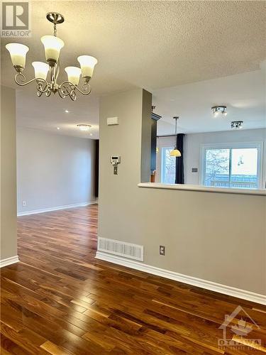 503 Rosehill Avenue, Stittsville, ON - Indoor Photo Showing Other Room