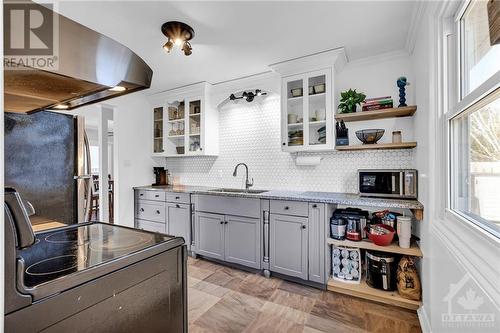 1241 Vancouver Avenue, Ottawa, ON - Indoor Photo Showing Kitchen