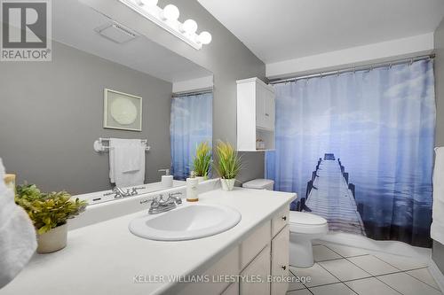 350 Highview Crescent, London, ON - Indoor Photo Showing Bathroom