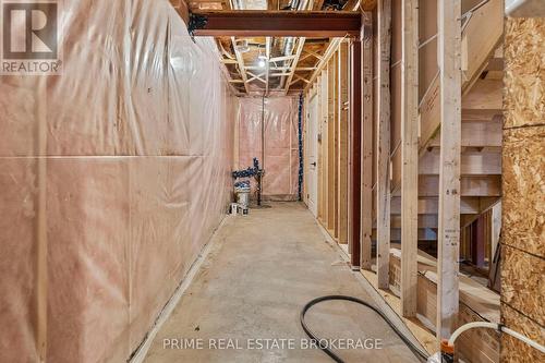 185 Collins Way, Strathroy-Caradoc (Caradoc), ON - Indoor Photo Showing Other Room