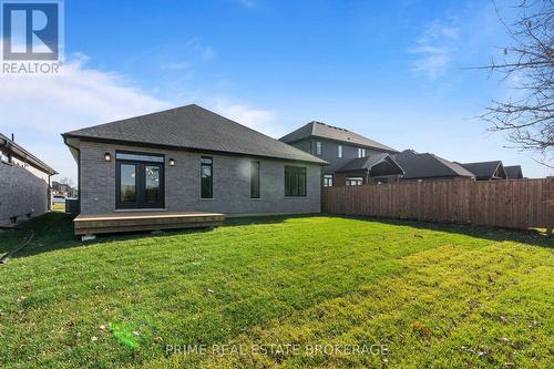 185 Collins Way, Strathroy-Caradoc (Caradoc), ON - Outdoor