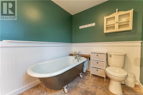 38 Union Street, St. Stephen, NB - Indoor Photo Showing Bathroom