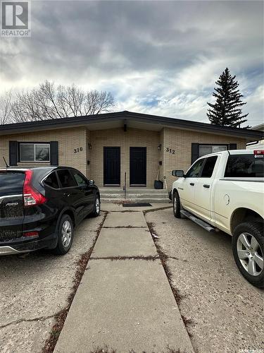 312 Macdonald Drive, Swift Current, SK - Outdoor