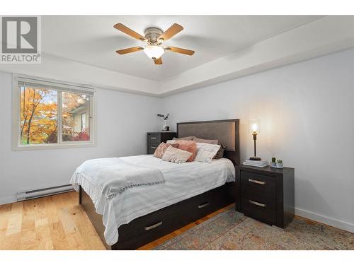 735 Cook Road Unit# 104D, Kelowna, BC - Indoor Photo Showing Bedroom