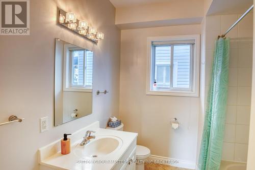 47 Livingston Street, Kingston (Central City East), ON - Indoor Photo Showing Bathroom