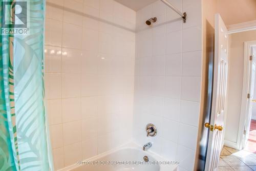 47 Livingston Street, Kingston (Central City East), ON - Indoor Photo Showing Bathroom