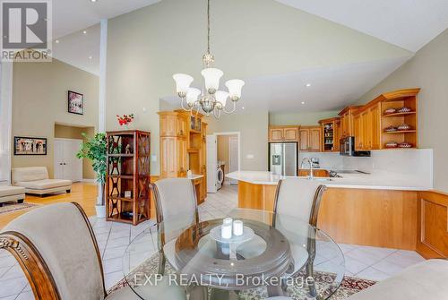 3750 Kalar Road, Niagara Falls (208 - Mt. Carmel), ON - Indoor Photo Showing Dining Room