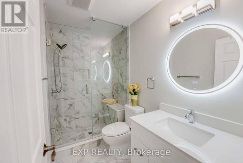 3750 Kalar Road, Niagara Falls (208 - Mt. Carmel), ON - Indoor Photo Showing Bathroom