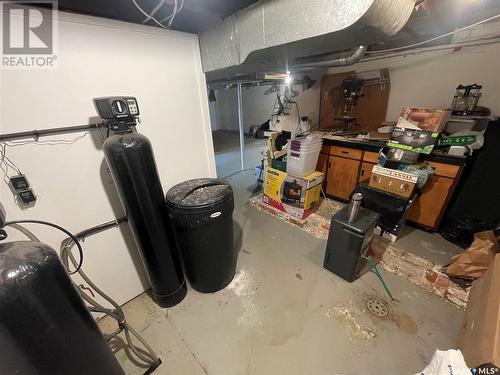 1002 9Th Street, Perdue, SK - Indoor Photo Showing Basement