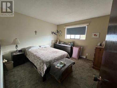 8016 97Th Street, Osoyoos, BC - Indoor Photo Showing Bedroom