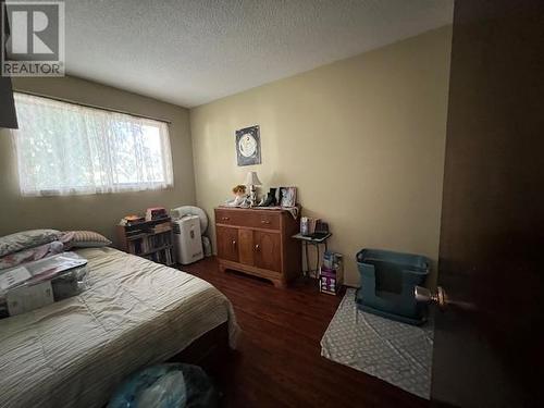 8016 97Th Street, Osoyoos, BC - Indoor Photo Showing Bedroom