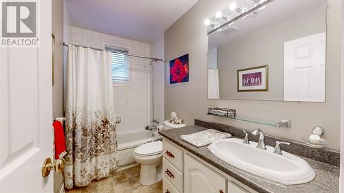 9 Toope Place, Mount Pearl, NL - Indoor Photo Showing Bathroom