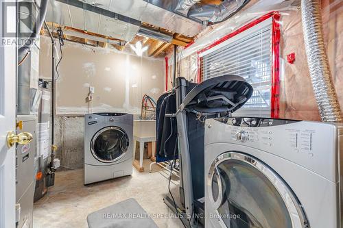 59 Decourcy-Ireland Circle, Ajax, ON - Indoor Photo Showing Laundry Room