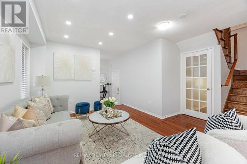 59 Decourcy-Ireland Circle, Ajax, ON - Indoor Photo Showing Living Room