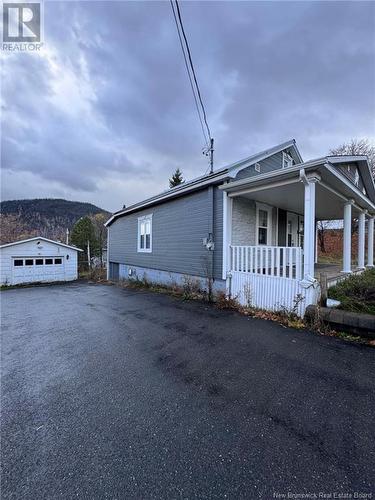 138 Lansdowne Street, Campbellton, NB - Outdoor