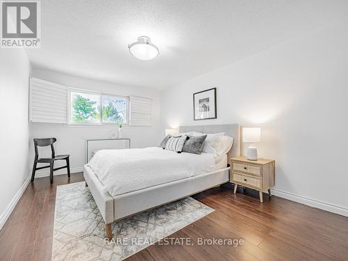 5 Mabley Crescent, Vaughan, ON - Indoor Photo Showing Bedroom