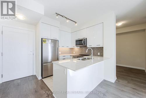 2815 - 35 Watergarden Drive, Mississauga, ON - Indoor Photo Showing Kitchen With Stainless Steel Kitchen With Double Sink With Upgraded Kitchen