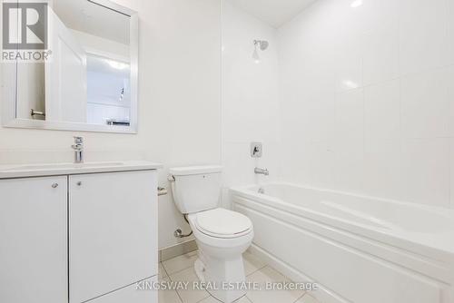 2815 - 35 Watergarden Drive, Mississauga, ON - Indoor Photo Showing Bathroom