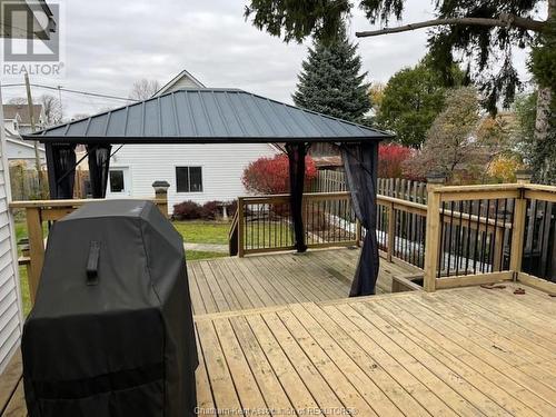 25 Wilson Avenue, Chatham, ON - Outdoor With Deck Patio Veranda With Exterior