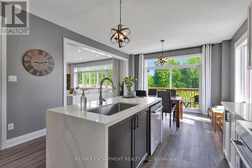 123 Hartley Avenue, Brant, ON - Indoor Photo Showing Kitchen With Upgraded Kitchen