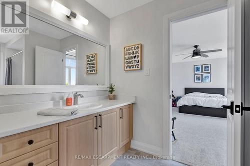 123 Hartley Avenue, Brant, ON - Indoor Photo Showing Bathroom