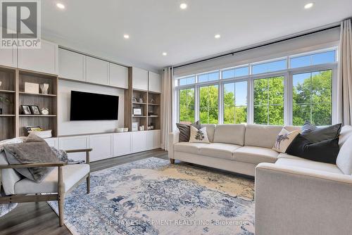 123 Hartley Avenue, Brant, ON - Indoor Photo Showing Living Room