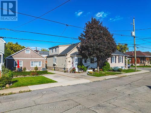 193 Campbell Avenue, Hamilton, ON - Outdoor With Facade