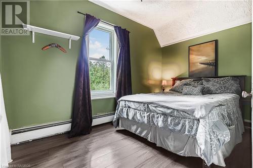 170 Durham Road A, Grey Highlands, ON - Indoor Photo Showing Bedroom