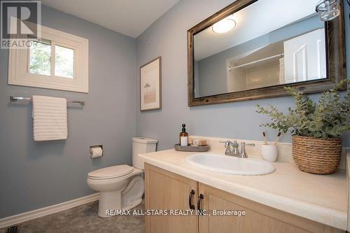 180 Sandringham Drive, Clarington (Courtice), ON - Indoor Photo Showing Bathroom