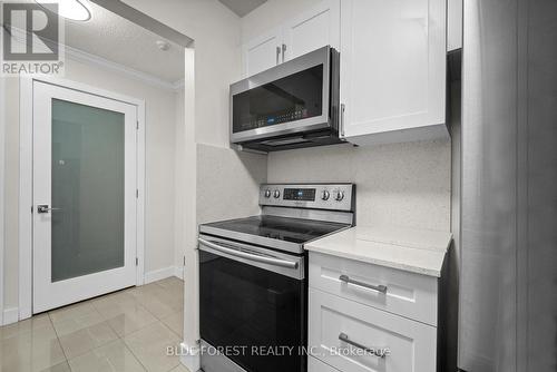 315 - 735 Deveron Crescent, London, ON - Indoor Photo Showing Kitchen