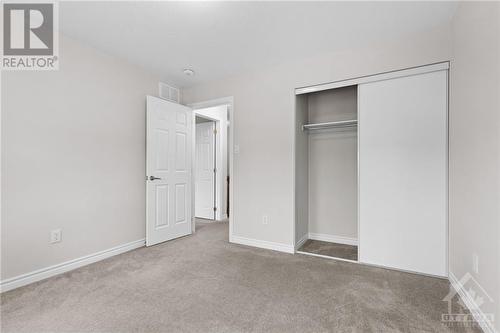 211 Merak Way, Ottawa, ON - Indoor Photo Showing Other Room