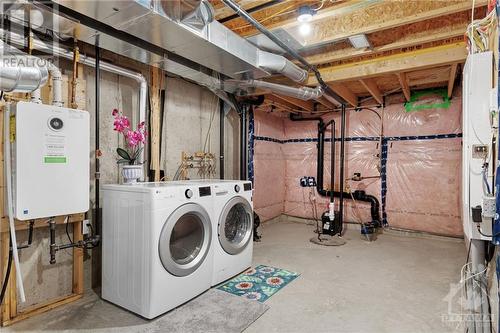 211 Merak Way, Ottawa, ON - Indoor Photo Showing Laundry Room