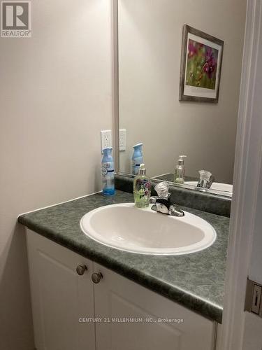 553 1St Street, Owen Sound, ON - Indoor Photo Showing Bathroom