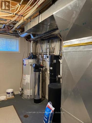 553 1St Street, Owen Sound, ON - Indoor Photo Showing Basement