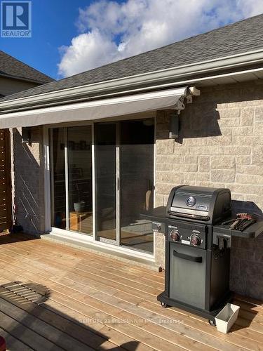 553 1St (Sw) Street, Owen Sound, ON - Outdoor With Deck Patio Veranda With Exterior