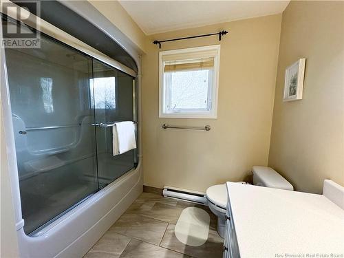 76 Greenhaven Drive, Moncton, NB - Indoor Photo Showing Bathroom