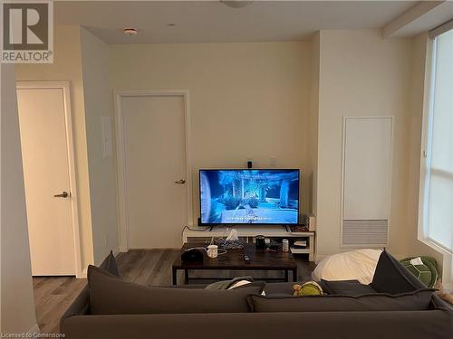 104 Garment Street Unit# 1608, Kitchener, ON - Indoor Photo Showing Living Room