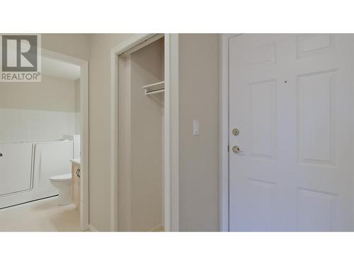 3850 Brown Road Unit# 210, West Kelowna, BC - Indoor