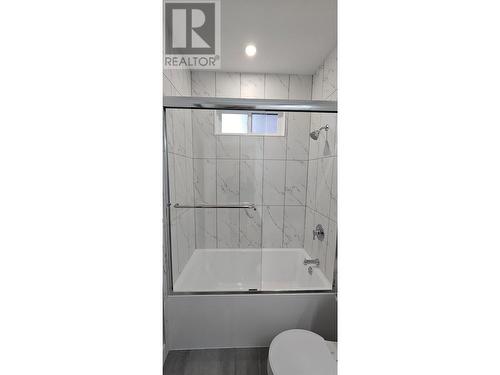 125 Calgary Avenue Unit# 105, Penticton, BC -  Photo Showing Bathroom