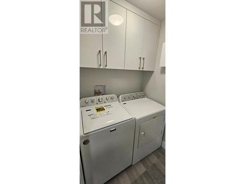 125 Calgary Avenue Unit# 105, Penticton, BC - Indoor Photo Showing Laundry Room