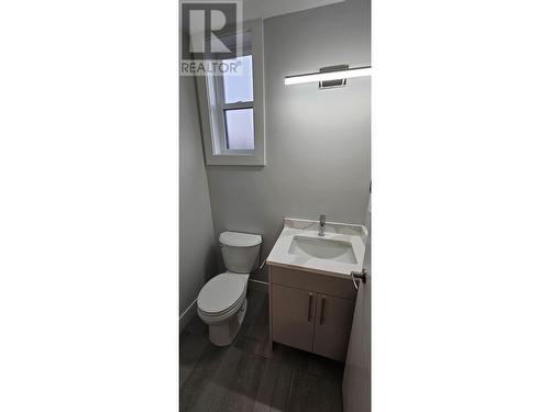 125 Calgary Avenue Unit# 105, Penticton, BC - Indoor Photo Showing Bathroom