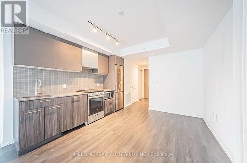 3304 - 251 Jarvis Street S, Toronto, ON - Indoor Photo Showing Kitchen