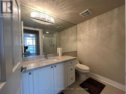 435 - 3888 Duke Of York Boulevard, Mississauga, ON - Indoor Photo Showing Bathroom