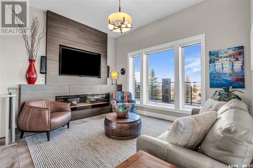 101 Stoney Ridge Crescent, Aberdeen Rm No. 373, SK - Indoor Photo Showing Living Room